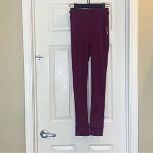 Gymshark slounge ribbed leggings Size Small Burgundy Color